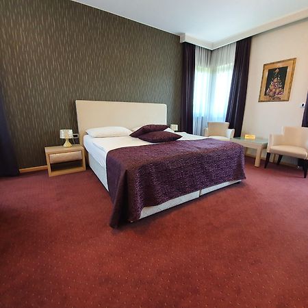 Hotel Brotnjo Čitluk Екстериор снимка
