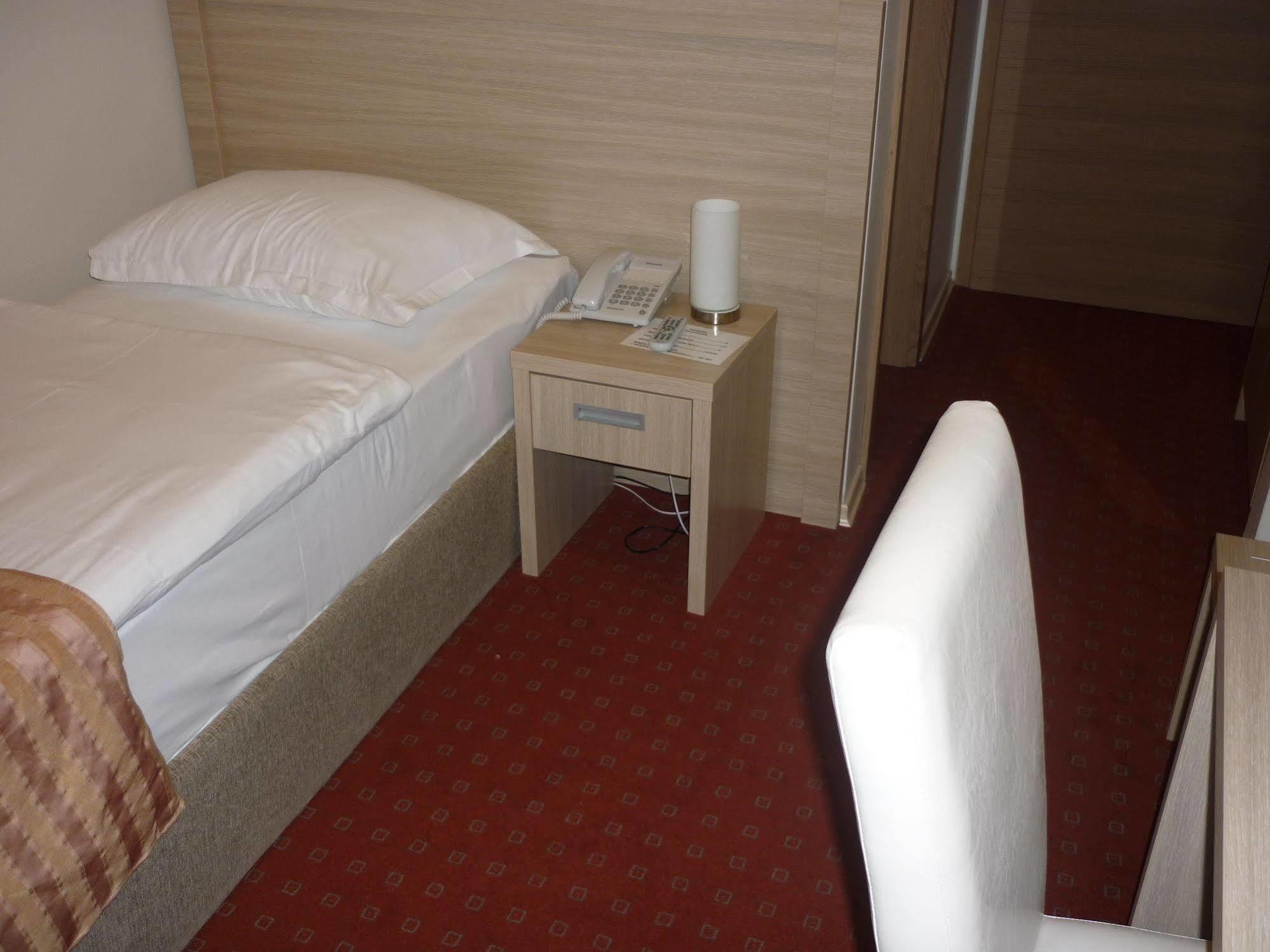 Hotel Brotnjo Čitluk Екстериор снимка